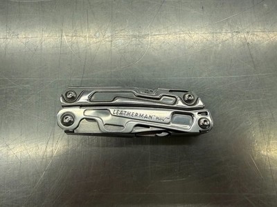 Leatherman Rev Multi-Tool Stainless Steel 14 Tools NEW WITHOUT PACKAGING