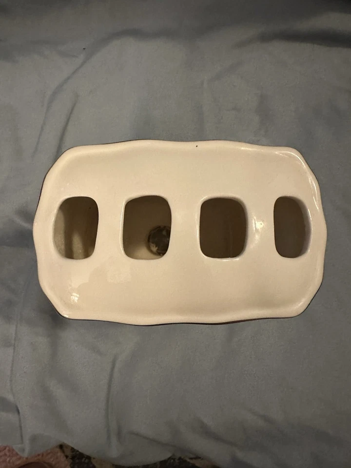 Croscill Hogar Baño Cepillo de Dientes Accesorio Borde Dorado Esquinas Beige Crema Foto 3 de 4