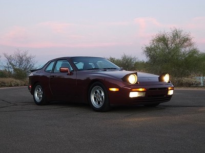 1986 Porsche 944 