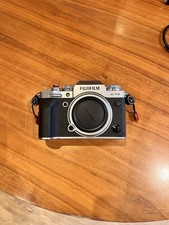 Fujifilm XT4 (Silver) 