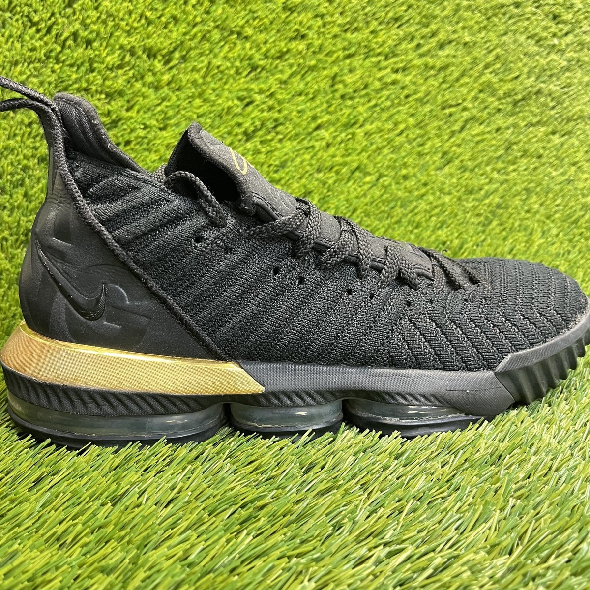 I'm 16 LeBron Nike King レブロン16 ナイキ シューズ(男性用)