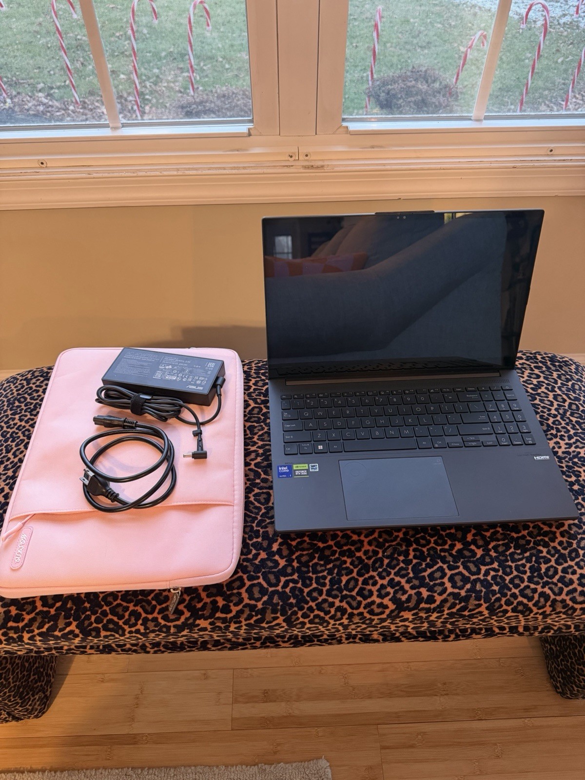 Asus Laptop Q533M Notebook PC 2024 Excellent Condition Barely Used