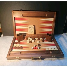 Drueke Backgammon Bakelite chips Corkboard Surface Solid Wood case game vintage
