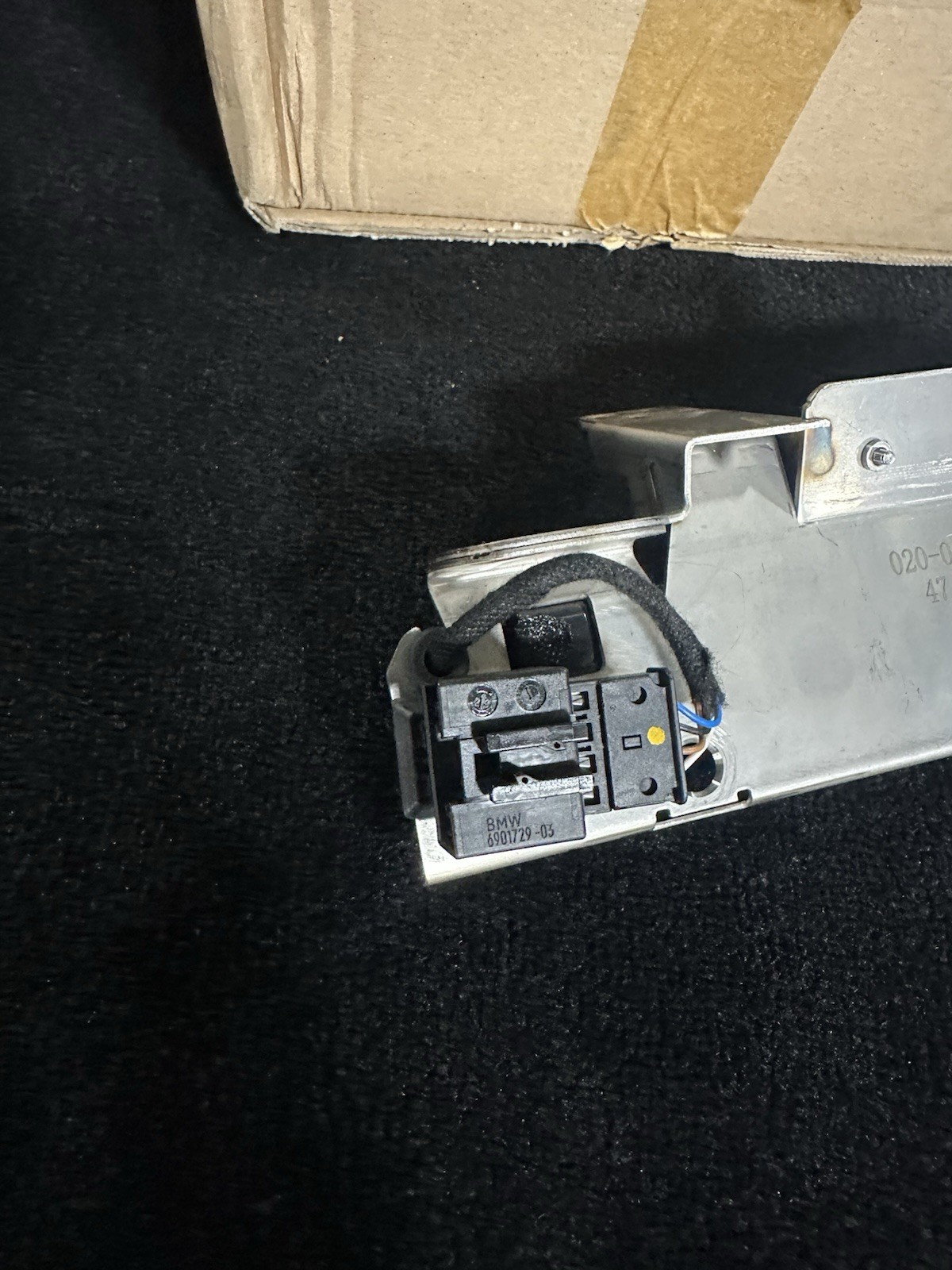 NEW OEM Rolls-Royce Rear Compartment Monitor 52105A01690 Phantom Ghost Cullinan