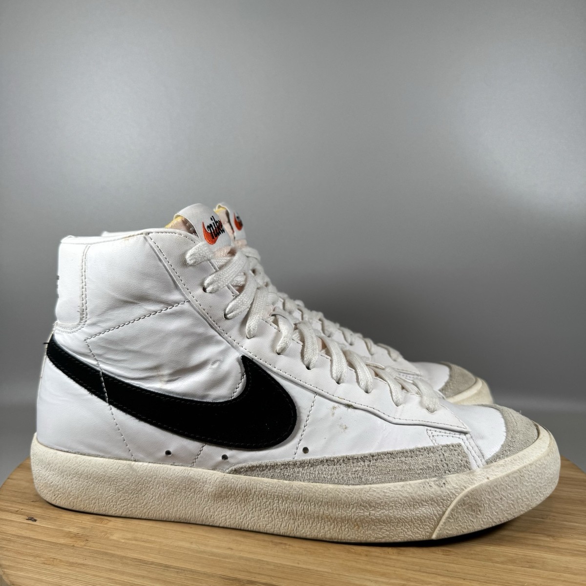 Nike Mens Blazer Mid 77 BQ6806-100 White Basketball Shoes 