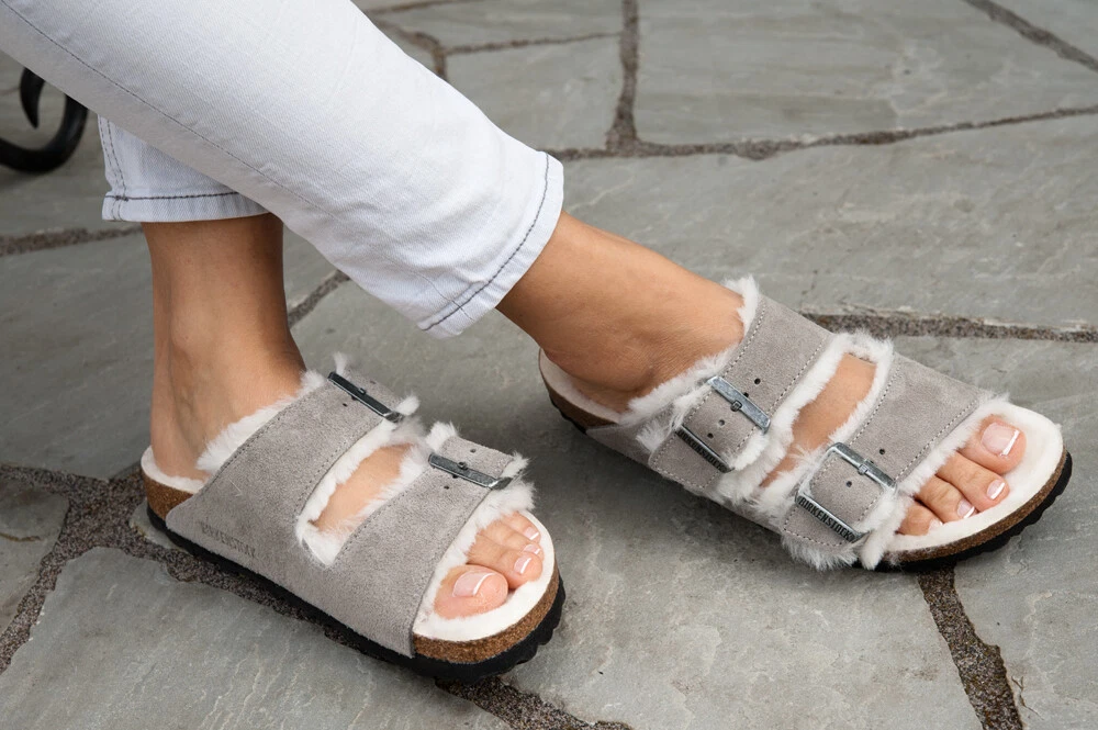 Forbindelse bunke Klimaanlæg Birkenstock Sandals ARIZONA Fur Stone Coin Shearling Suede narrow gray NEW  | eBay