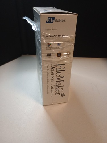 Vintage 1995 FileMaker Pro 4.0 Developer edition Windows/Mac on 2 Disc+ Manuals - Picture 3 of 9