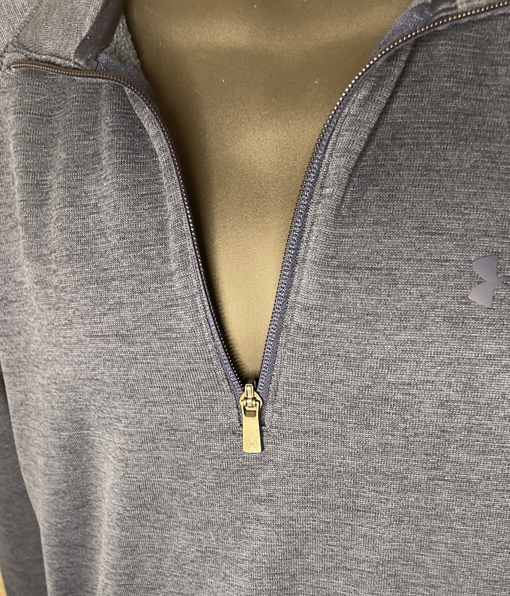 Under armor cold gear size extra large pull over … - image 9