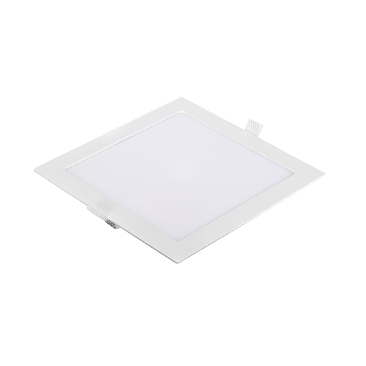 Plafonnier LED slim Panasonic carré 18W pour remplacer un éclairage de plafond trop sombre