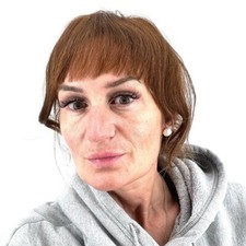 NWT New Dee Thens Natural Light brown Wig bangs Halloween costume fun