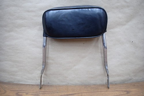 1982 HONDA CX500C SISSY BAR BACKREST CUSHION - Picture 2 of 7