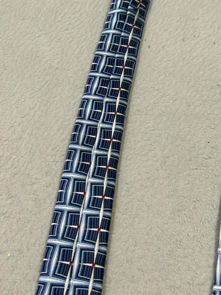 Corbata Stefano Conti Azul Patrón Simétrico 55" Hecha en Canadá 00952 Foto 2 de 4