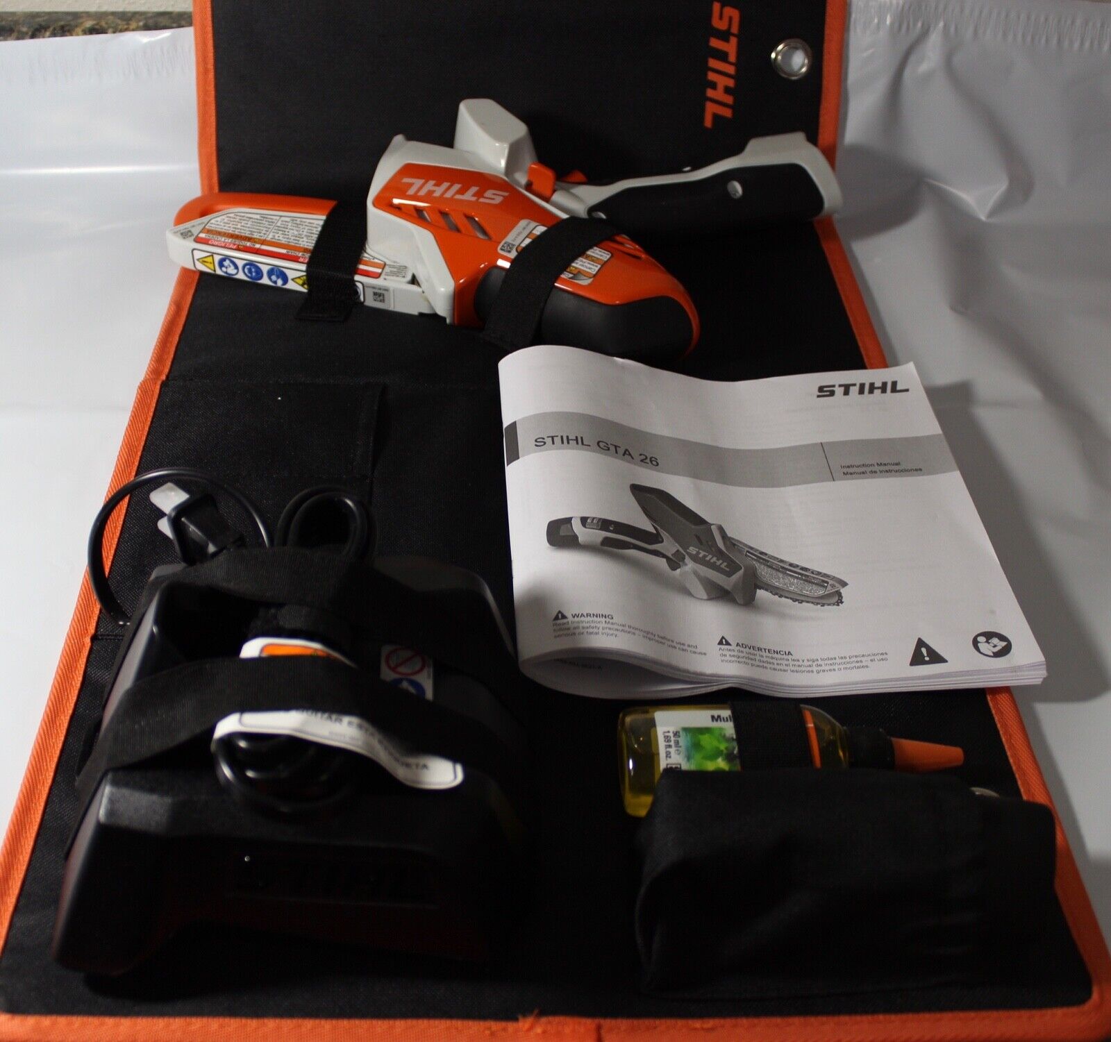 Stihl GTA 26 BATT SET Mini Chainsaw - O'Connor's Lawn & Garden