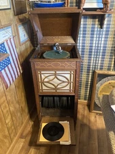 Vintage Edison Phonograph Model C150