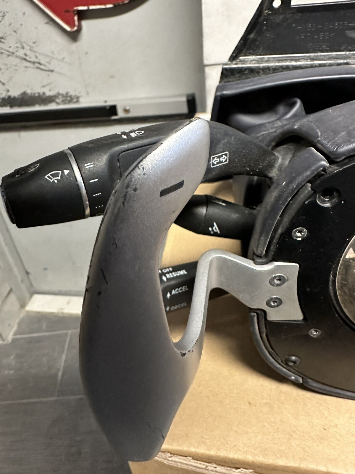 2018 Aston Martin DB 11 steering column