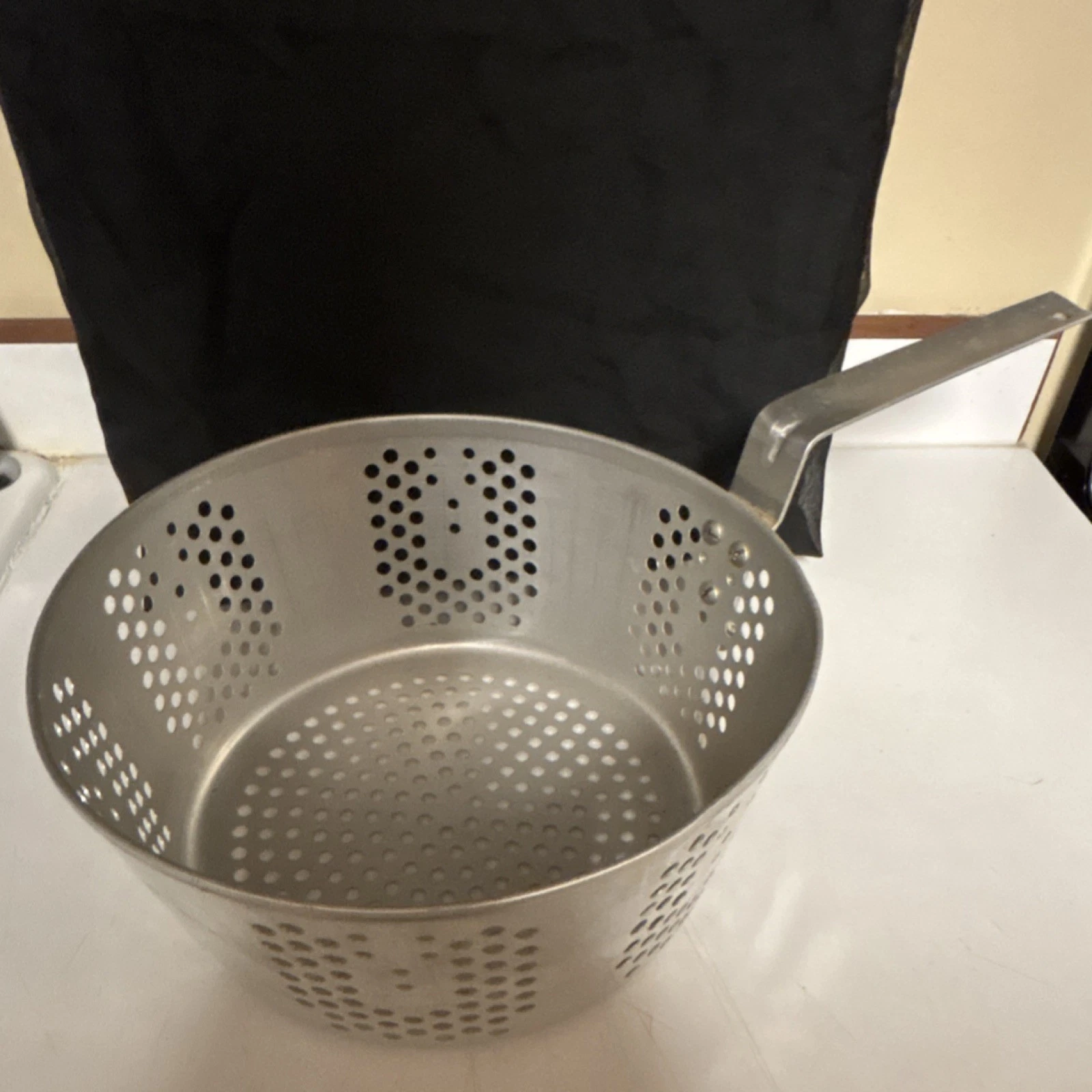 Aluminum Colander Large 11 in With Handles Silver for Pasta Vegetables Fruit