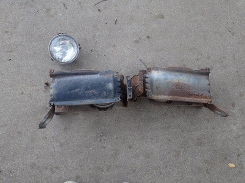 1968-69 Pontiac GTO hidden headlight bucket assemblies, LH RH, hideaway - Picture 2 of 22