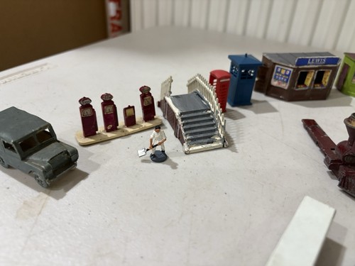 TRIANG/HORNBY Dublo 4323 00 Gauge Train Spare Parts Beckmann Signal Box Bundle - Picture 6 of 8