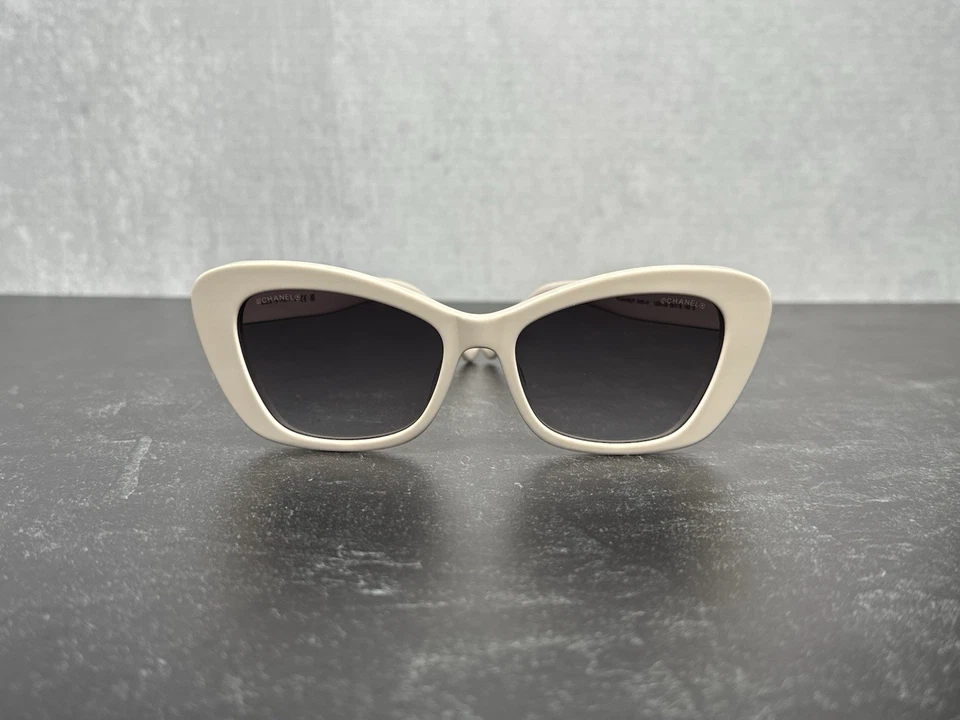 ¡NUEVAS GAFAS DE SOL CHANEL 5481 OJO DE GATO PERLAS BLANCAS Y DORADAS 1255/S6! ¡SE ENVÍA HOY! Foto 2 de 4