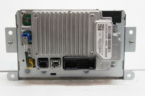2017 Ford Escape- SYNC3 Information Display Screen Module HJ5T-14G370-FCC *A2570 - Picture 8 of 9