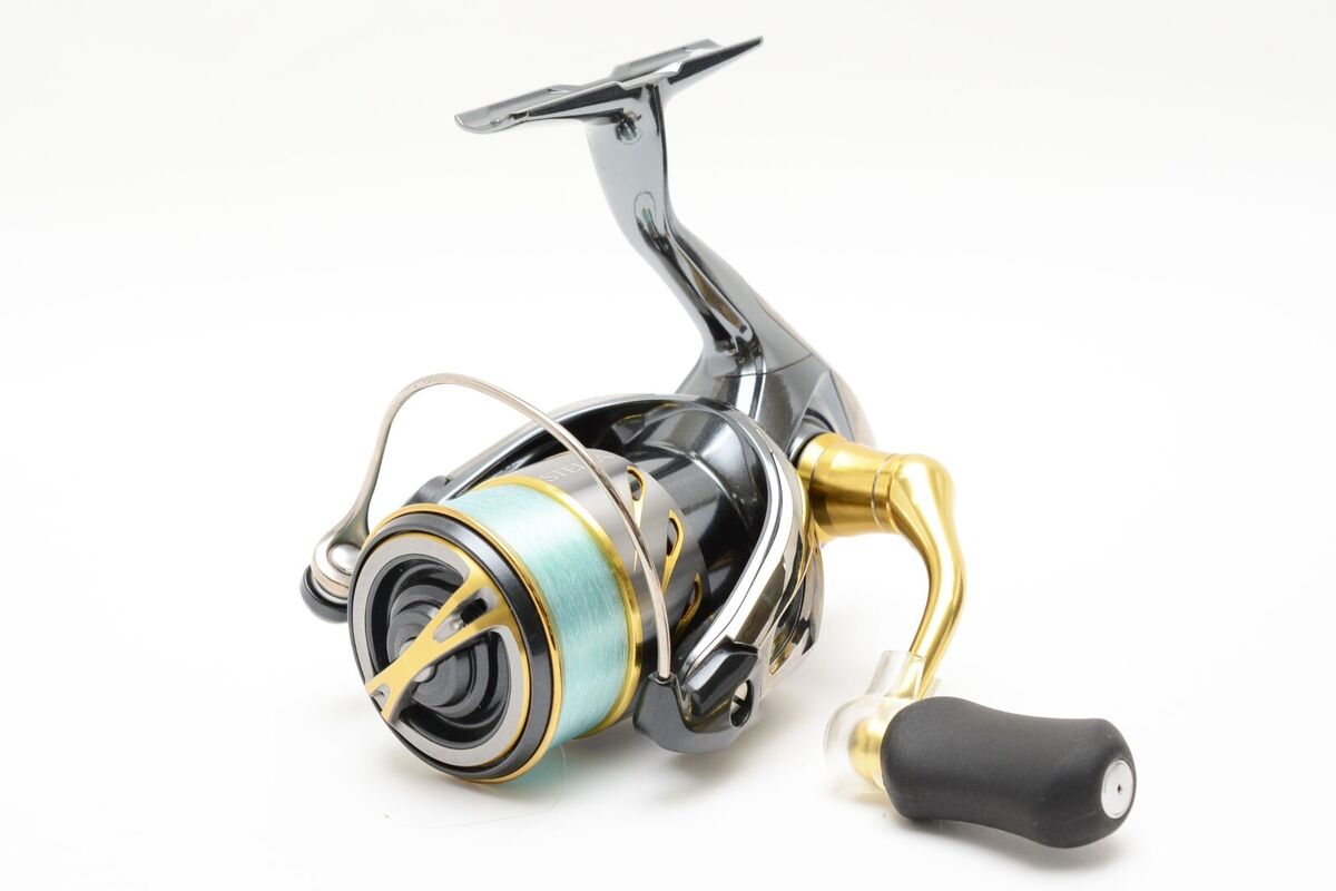 Shimano 14 STELLA C2000HGS Spinning Reel Near Mint From Shimano 14 STELLA C2000HGS Spinning Reel Near Mint From