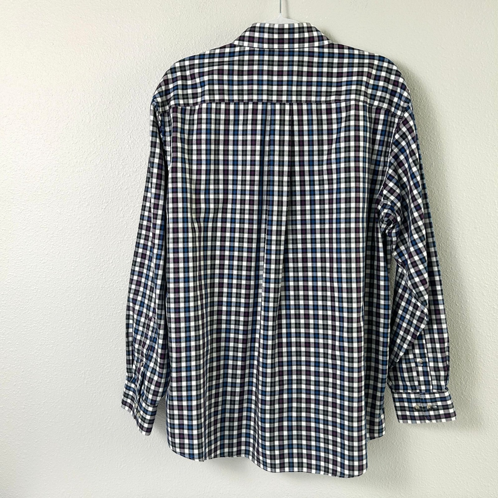 Jos A Bank Travelers Button Down Shirt Mens Size L Blue Purple Plaid Long Sleeve