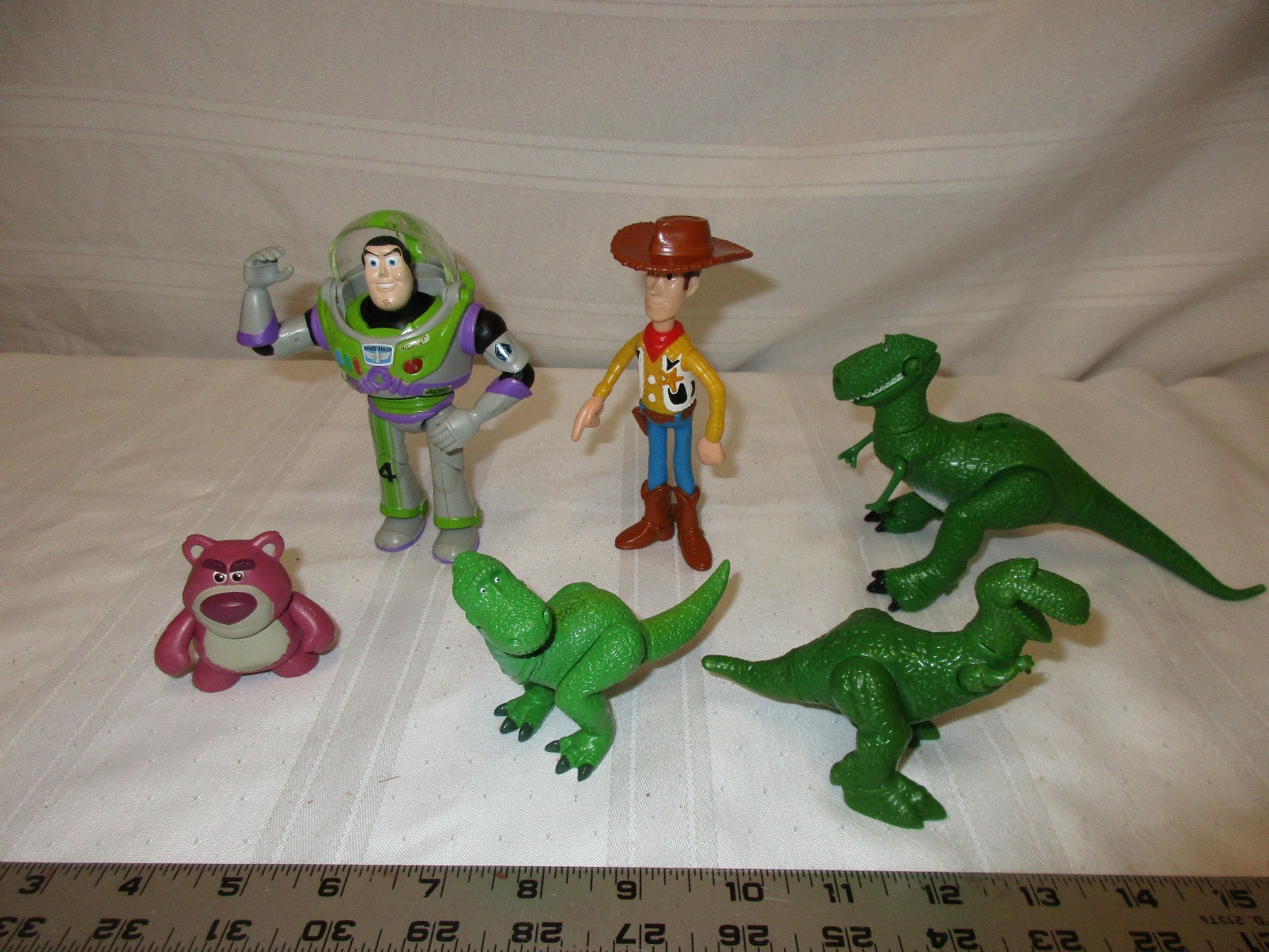 buzz lightyear dinosaur