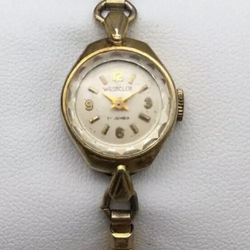 Vintage Westclox Watch Women 16mm Gold Tone Round  17 Jewels Stretch Manual Wind