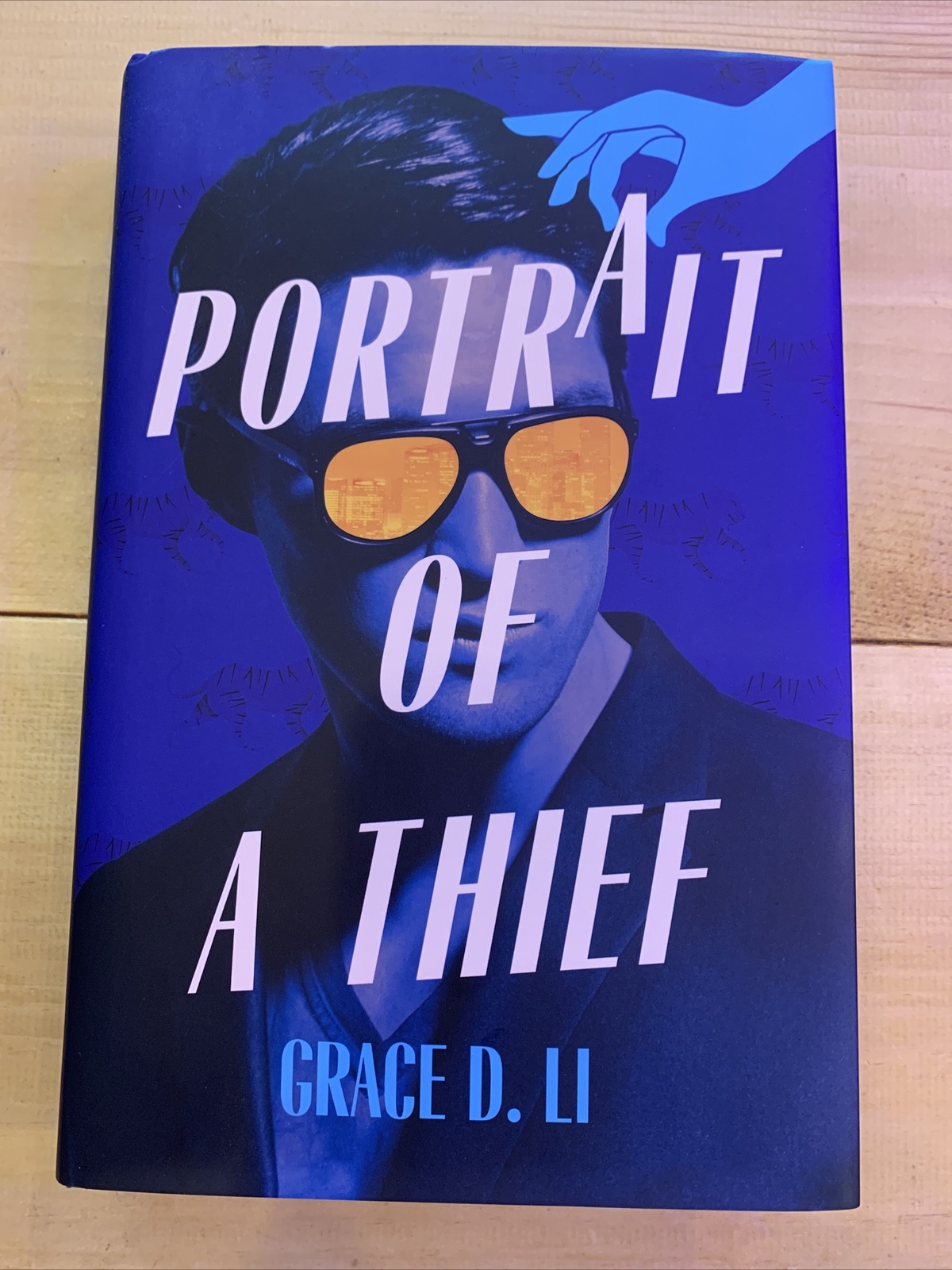 Portrait of a Thief by Grace D. Li SIGNED UK Illumicrate Ed HB UK 1st/1st HB