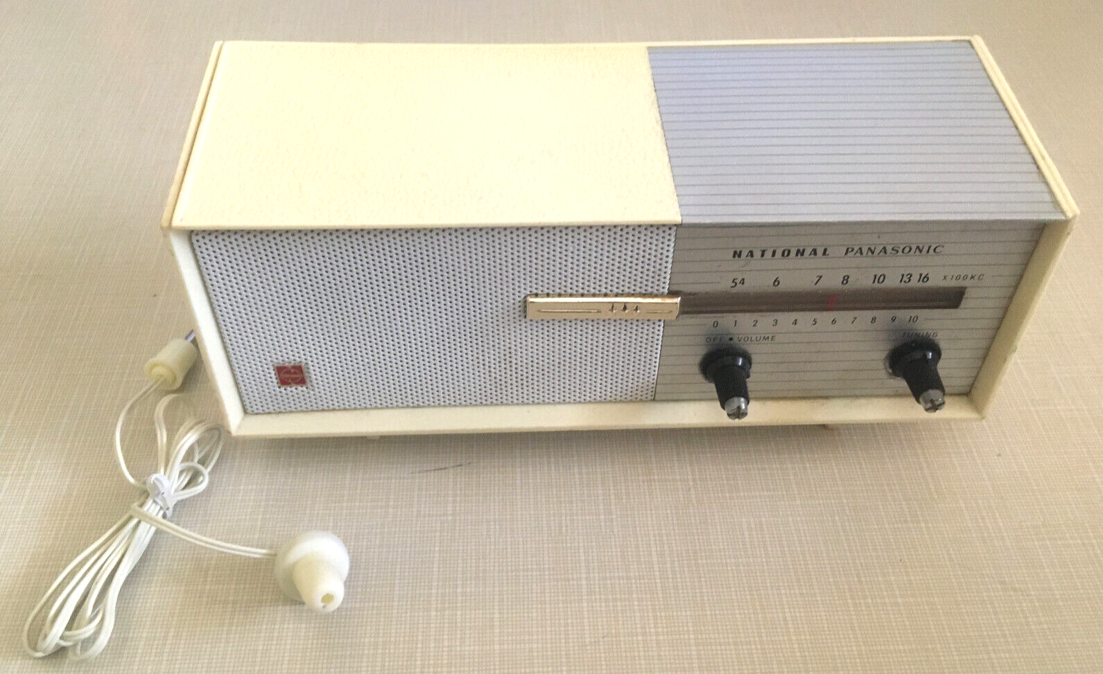 Bluetooth 元箱入り昭和レトロ真空管ラジオ DL-340