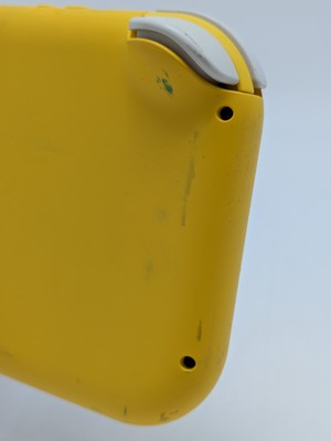 Nintendo Switch Lite イエロー HDH-001 WW5119 Amazon.com: Nintendo Switch Lite Handheld Gaming Console