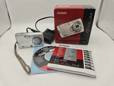 Casio Exilim EX-Z35 Silber 12.1 MP  Gebraucht Zustand Inkl. OVP