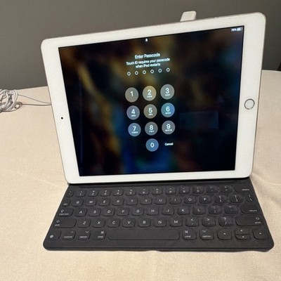 Apple iPad Pro 9.7-inch 32GB Gold Tablet with Keyboard | eBay