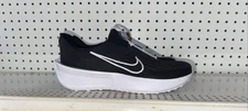 Nike Interact Run EasyOn Mens Athletic Slip On Running Shoes Size 8 Black White