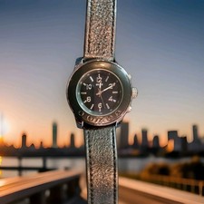 Oozoo Unisex Watch Black Leather Strap In Excellent Condition Needs Battery