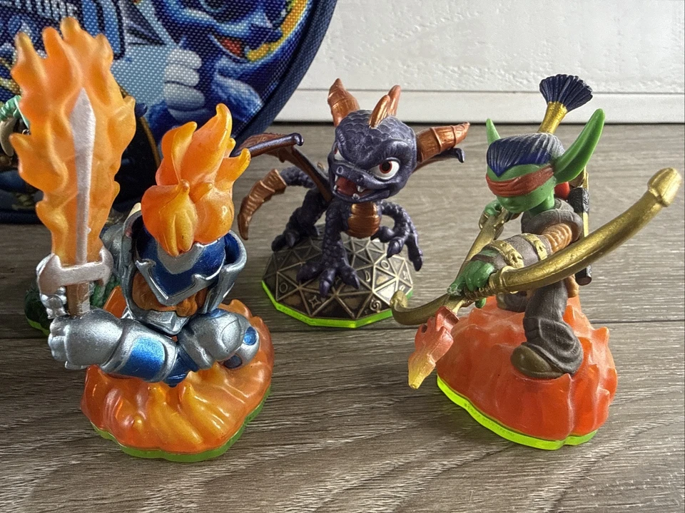 Lote Skylanders (9) Personagens Spyro Adventure Todos Testados com Bolsa de Transporte - Imagem 4 de 4