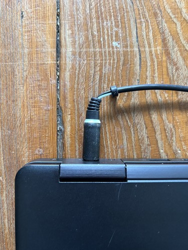 Dell Latitude 5590 Laptop Intel i5 7300U 15.6" FHD 8GB RAM 256GB SSD Windows 10 - Picture 4 of 6