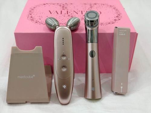Medicube Face Massager Age-R Derma EMS Shot Device Skin face Care Beauty Tested - 第 1/10 張圖片