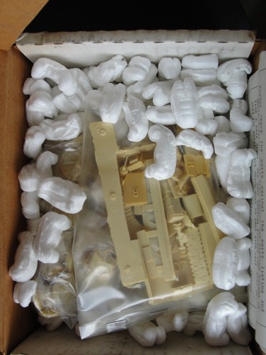 ACCURATE ARMOUR MODEL TANK Sdkfz-123 LUCHS KIT 1/35 SCALE NEW IN BOX - Picture 3 of 6
