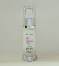 True Radiance Eye Cream  Reduce puffiness, Crows feet &  wrinkles gone  1oz/30ml