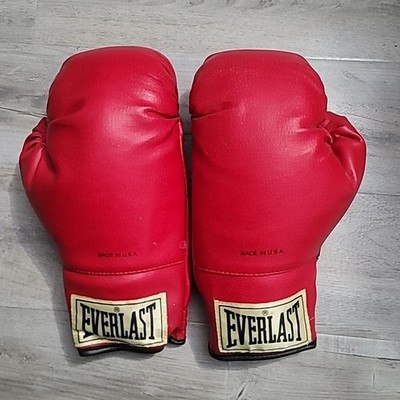 Everlast Boxing Gloves 12 Ounce Oz Red Made In USA Sparing Training