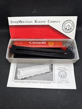 Intermountain Railway HO Kit CNWX-21 Cylindrical Grain Hopper 4-Bay Canada Grain