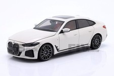 MINICHAMPS 1/18 - BMW I4 M50 - 2022 110023011