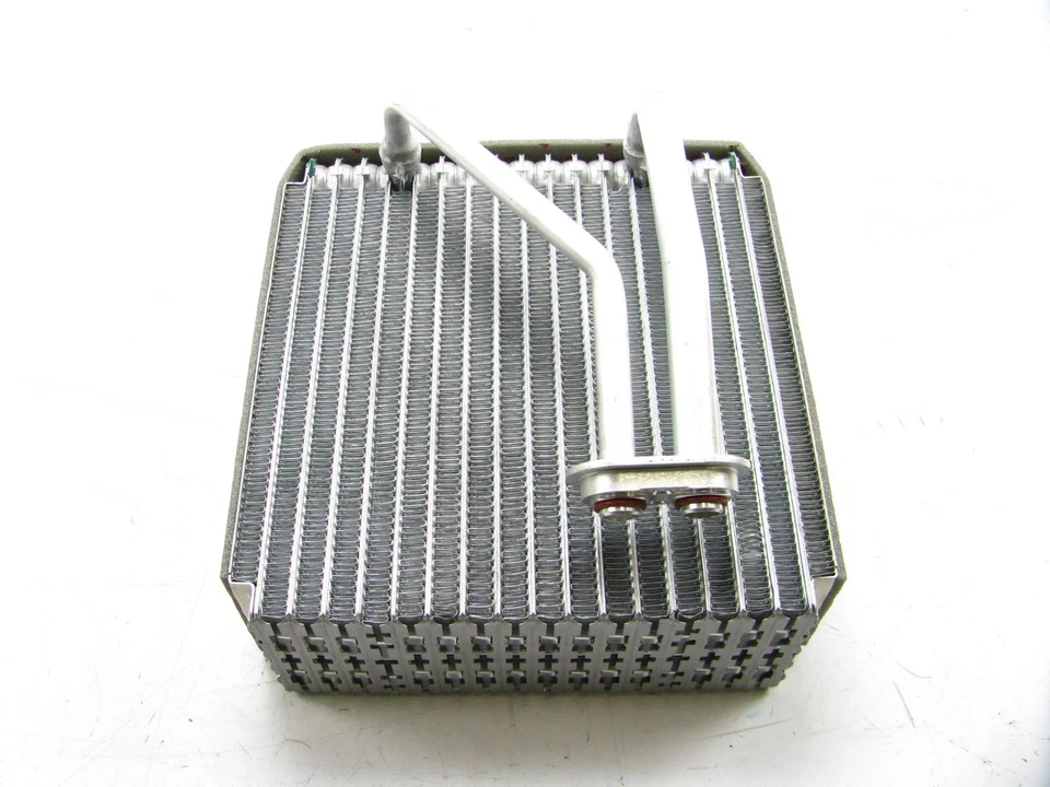 Núcleo evaporador de aire acondicionado automático 7 703-0061 para Kia Sedona 2002-2005 Foto 3 de 4