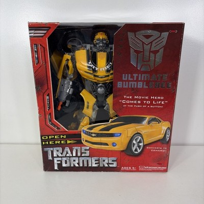 Hasbro Transformers Ultimate Bumblebee Action Figure 2007 New/Sealed