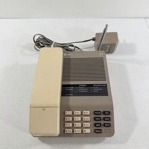 Vintage AT&T HT 5500 Cordless Telephone System W/ Base, Handset, & Power Adapter