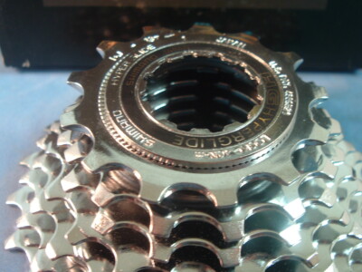 【ビンテージ: 2個セット】Shimano 7s スプロケット CS-HG90 Shimano HG90 7-Spd 13T-23T Hyperglide Cassette NEW / NOS-Road Red