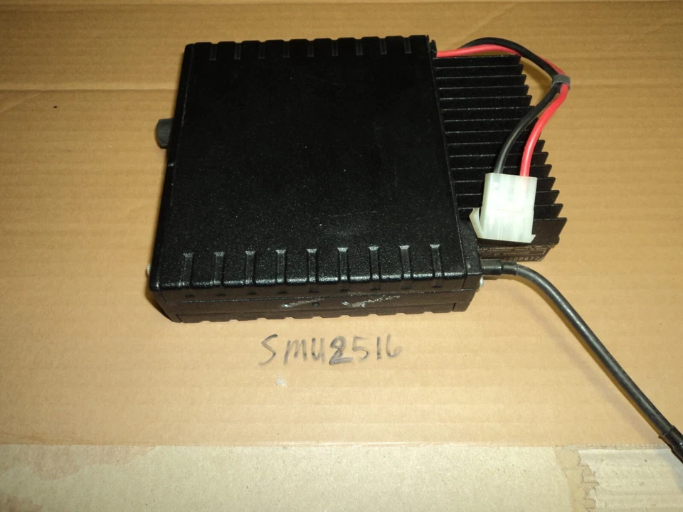 SMU2516  RELM UHF 40 watt, Radio  TESTED WORKING - Image 3 of 4