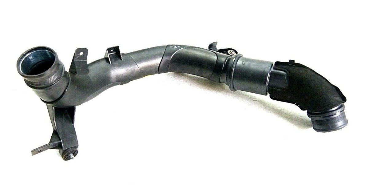 Original VW Golf VIII 8 Ansaugrohr Ladeluftrohr Luftrohr 5WA145840 