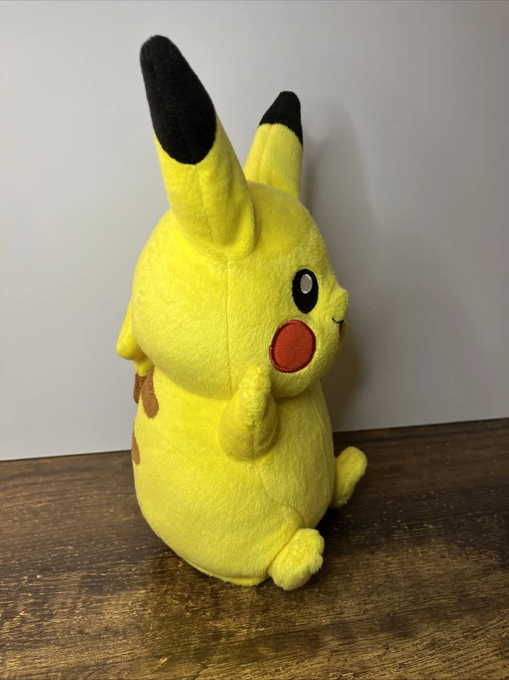 Плюшевая говорящая игрушка Tomy 10 дюймов Pokemon My Friend Pikachu с подсветкой щек протестирована - Изображение 3 из 4